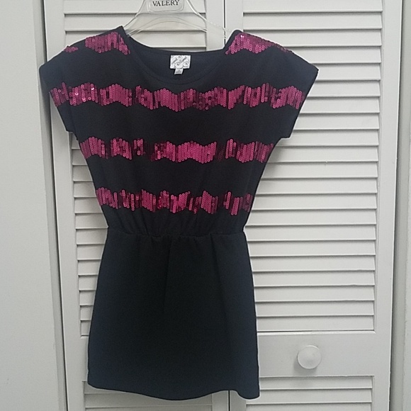 Other - Super adorable party dress